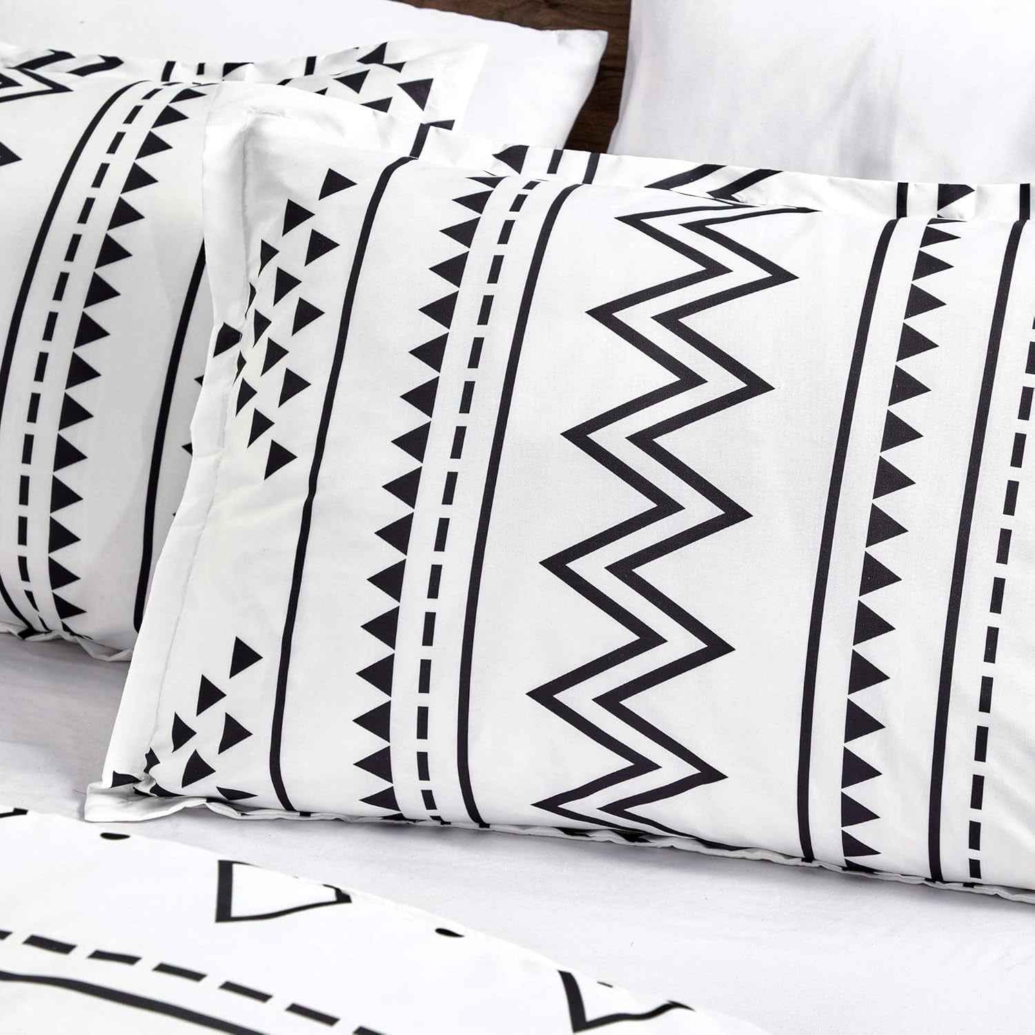 Aztec Comforter Sets - Luxury Microfiber Bedding Sets for Queen and King Size Beds - Boho Black and White Patterns - 6 Piece Set (Queen) - Yenka Supply